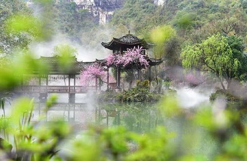 描写桃花源中人民风淳朴的句子